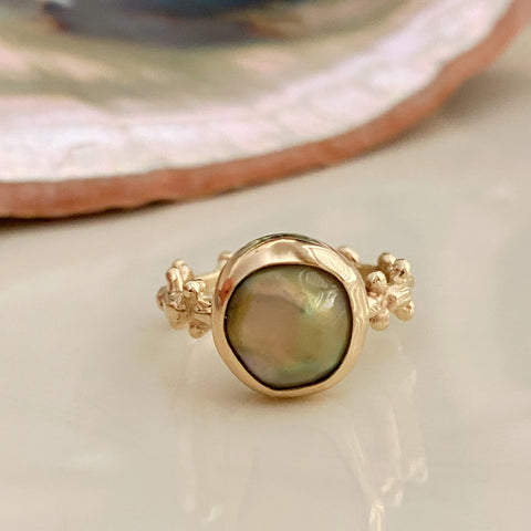 Abalone Mabe 14k Gold Ring