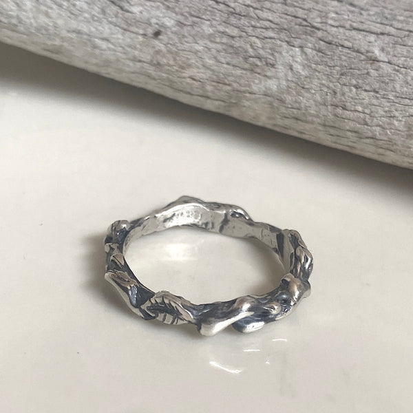 Vines Ring